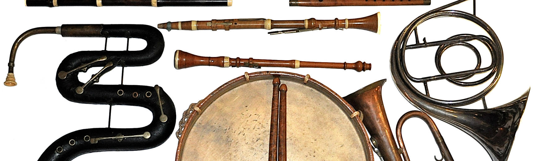 Medieval music shop instruments list